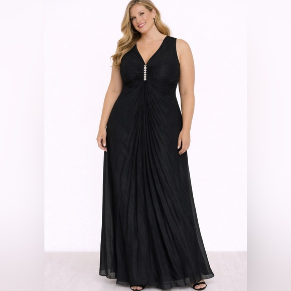 Onyx Nite Dresses & Skirts - ONYX Nite Black Pleated Evening Dress Size 18 Rhinestone Detail